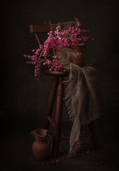 Stemmige roze bloemen door Margareth Perfoncio