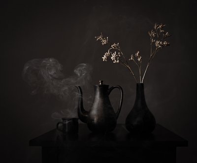 Moody Tea Time door Margareth Perfoncio