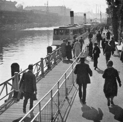 Berlijn: Bij de Jannowitzbrug door Mario Bucovich