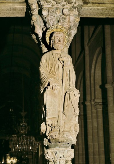Mullion met figuur van Sint Jacobus, Pórtico de la Gloria, Kathedraal Santiago de Compostela door Master Mateo