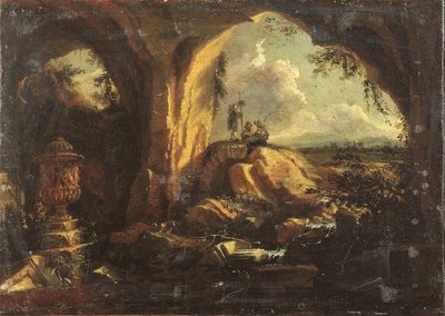 Interieur van een grot met een antieke vaas en ruïnes, drie pelgrims bij de ingang door Matthias Withoos