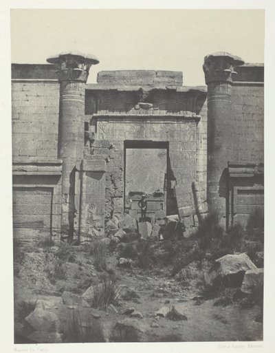 Médinet-Habou, Propylées du Thoutmoseum, Thebe, 1849-51, gedrukt 1852 door Maxime Du Camp