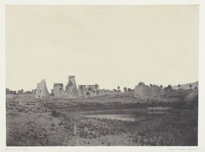 Paleis van Karnak, Propyleeën van het Zuiden; Thebe door Maxime Du Camp