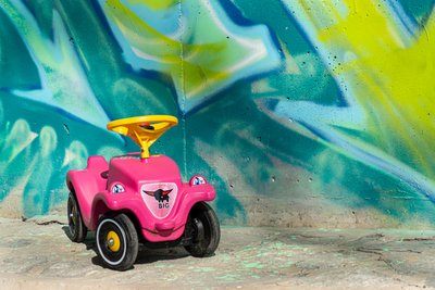 Bobby auto door Melanie Hermine Lichterfeld