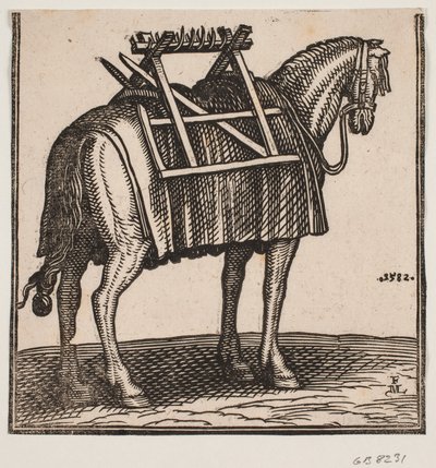 Een nog onbeladen pakpaard met draagrek op de rug, schuin van achteren gezien naar links. door Melchior Lorck
