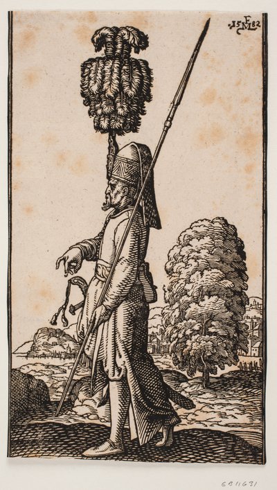 Soldaat met speer en zwaard, in profiel naar links, staand in een kustlandschap; achter hem een grote boom; zijn hoofdtooi is versierd met een kolossale pluim door Melchior Lorck