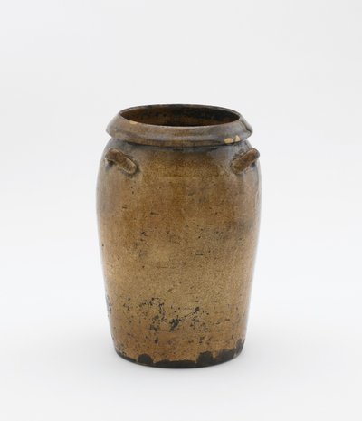 Pot met drie oren door Ming Dynasty Chinese School