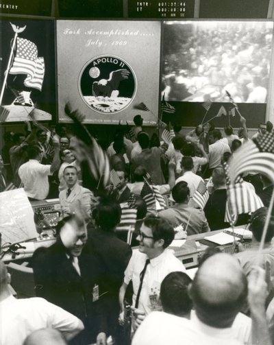 Apollo 11 - NASA door NASA Images
