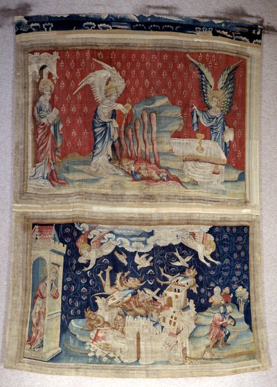 Wandtapijt van de Openbaring (1373-1383), nr. 59: de tweede en derde flessen gieten over de zee en de wateren door Nicolas Bataille