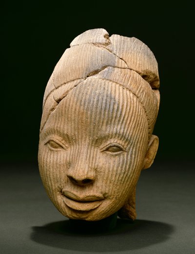 Hoofd van een figuur, Owo (terracotta) door Nigerian