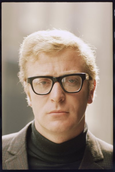Michael Caine portret door Orlando Suero