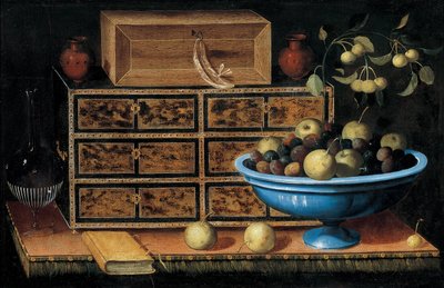 Schrijftafel met een kleine kist en een fruitschaal door Pedro de Camprobín