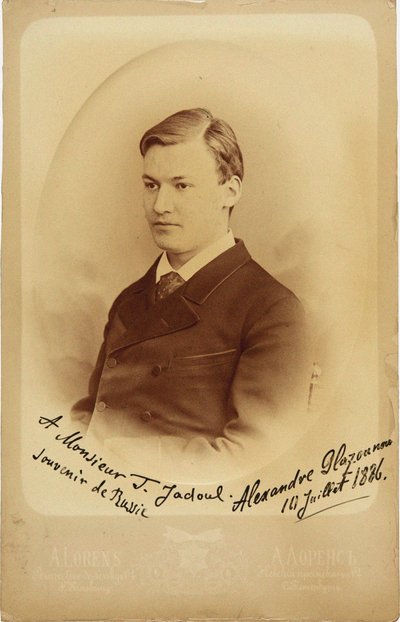 Portret van de componist Alexander Glazoenov 1865-1936, 1886 door Petersburg . Photo studio Alfred Lorens