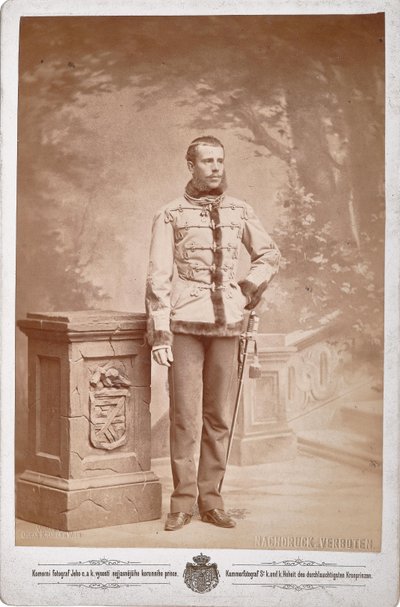 Rudolf, Kroonprins van Oostenrijk 1858-1889 door Photo studio C. K. Dvorni Prague.