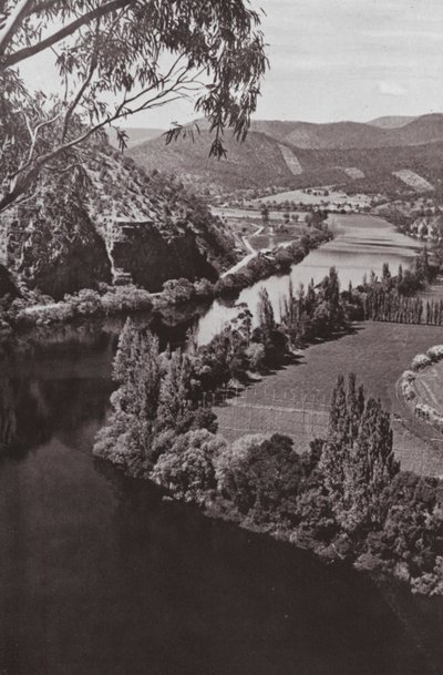 River Derwent nabij New Norfolk, Tasmanië door Photographer Australian