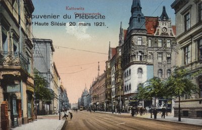 Straat in Katowice, Polen, souvenir ansichtkaart ter herdenking van het referendum in Opper-Silezië gehouden op 20 maart 1921 om een deel van de grens tussen Polen en Duitsland te bepalen door Photographer German