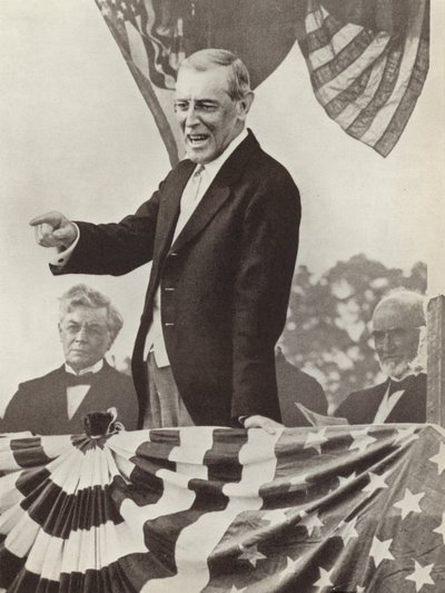 Amerikaanse president Woodrow Wilson, de drijvende kracht achter de oprichting van de Volkenbond, die er niet in slaagde zijn land te overtuigen om lid te worden door Photographer German