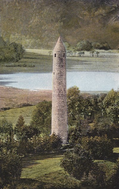 Ierland: Oude Ronde Toren, Glendalough, County Wicklow door Photographer Irish