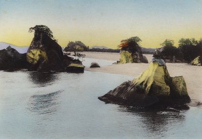 Japan, ca. 1912: Matsushima, in Binnenzee, een van de drie beroemde scènes van Japan door Photographer Japanese