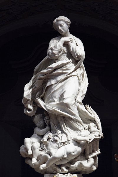 De Onbevlekte Ontvangenis, Santa Maria Immaculate geplaatst op het altaar van de scenografische kapel 1669-70 (marmer) door Pierre Puget