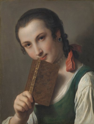 Een jonge vrouw met een boek door Pietro Antonio Rotari