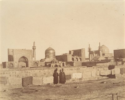 Algemeen uitzicht op MESHED vanaf het dak van een hamam door Possibly by Luigi Pesce.