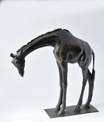Grote Giraffe met Gebogen Hoofd, gemodelleerd 1909-10, gegoten voor 1913 door Rembrandt Bugatti