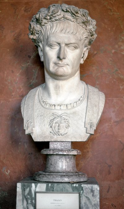 Borstbeeld van keizer Trajanus met een lauwerkrans en Medusa op de torso door Roman