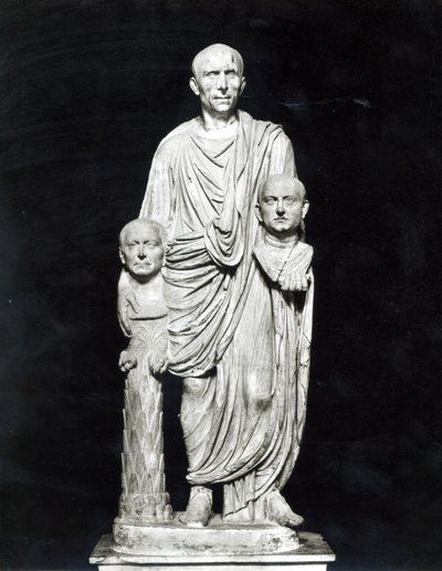Lucius Junius Brutus met bustes van zijn voorouders (marmer) door Roman