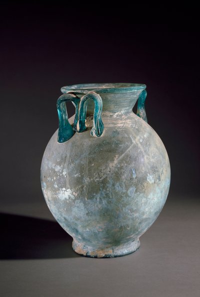 Romeinse kunst: glazen vaas met handvat. Uit Pompeii, Italië. Museo Archeologico Nazionale Napels door Roman