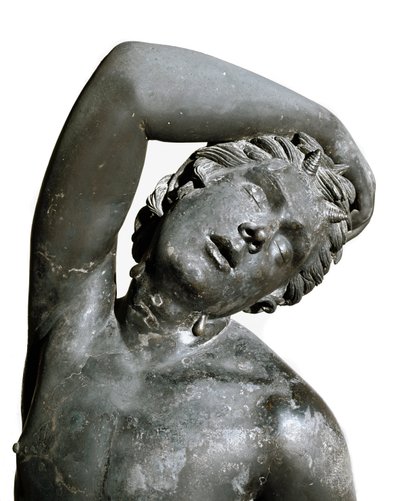 Sater, bronzen standbeeld door Roman