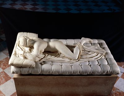 Slapende Hermafrodiet, kopie naar een origineel uit de 2e eeuw v.Chr., uit de Thermen van Diocletianus, Rome door Roman