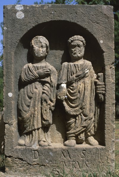Stèle met twee menselijke figuren, Hoge Keizerlijke Periode (27 v.Chr.-395 n.Chr.) door Roman Imperial Period