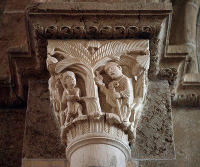 Sint Maarten beveelt een gewijde boom omgehakt te worden (gekerfd kapiteel) door Romanesque