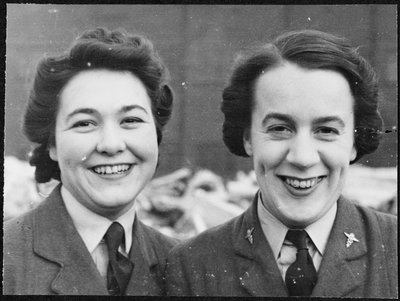  door Royal Air Force Film Production Unit