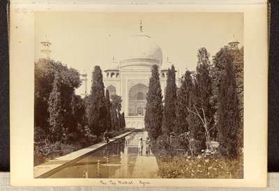 Agra; de Taj Mahal, vanaf de fontein door Samuel Bourne