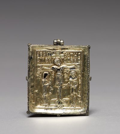 Enkolpion met de kruisiging (voorzijde) en heiligen Theodoor en George (achterzijde) door School Byzantine