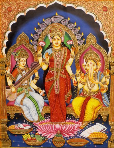 Heer Ganesh met Laxmi en Saraswati Miniatuurschilderij op Papier met Goud door School Indian