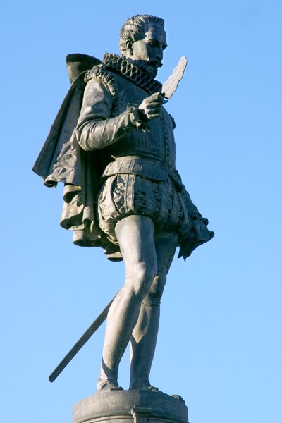 Standbeeld van Miguel de Cervantes (1547-1616) door School Spanish