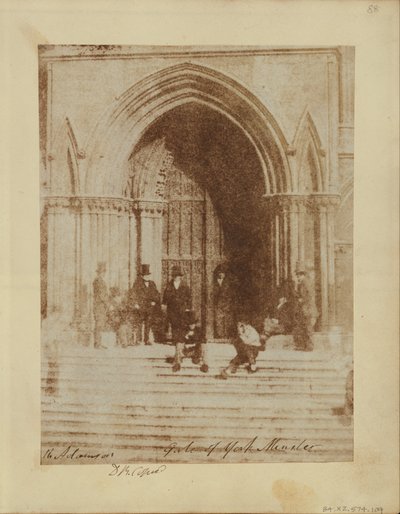 Een Groep Mannen bij de Zuidelijke Ingang van York Minster door Sir David Brewster