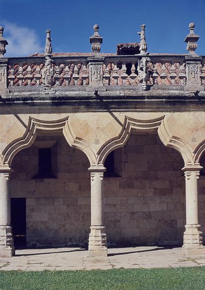 Detail van de Patio de las Escuelas Menores door Spanish School