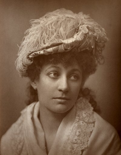 Lucy Buckstone, Britse actrice door St James