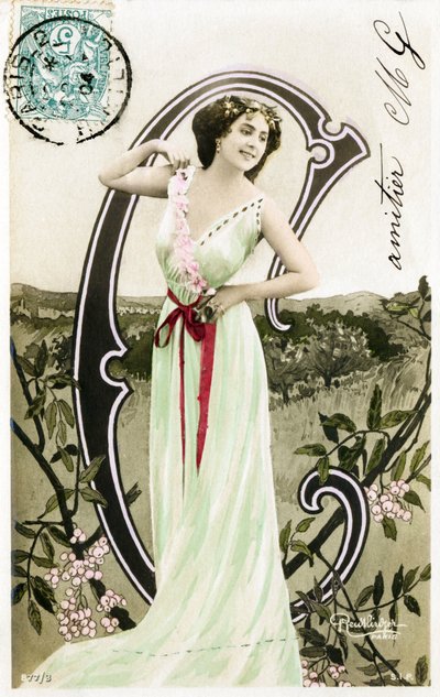 C: Bianca Toledo, artiest, zangeres en Sevillaanse danseres uit de Belle Epoque - Casino de Paris, Folies Bergere, Jardin de Paris - Alfabet op ansichtkaart door Studio Reutlinger