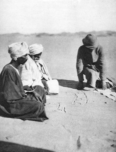Kaarten in het zand, Halfa naar Shellal, Egypte, 1926-1927 door Thomas A. Glover