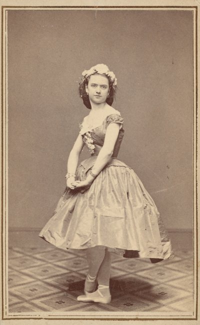 Portret van een balletdanseres,c. 1860 (foto) door Thomas Rice Burnham