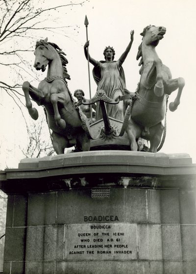 Boadicea en haar dochters, bronzen beeldengroep, 1885 door Thomas Thornycroft