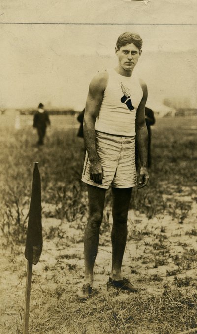 1904 Olympische Spelen - Onbekend lid van het New York Athletic Club Team (mogelijk Samuel Symington Jones) door Unbekannt
