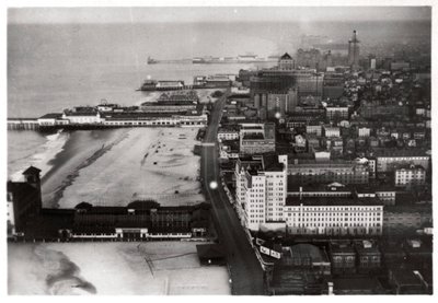Luchtfoto van Atlantic City, New Jersey, VS, vanuit een Zeppelin, 1930-1933 door Unbekannt