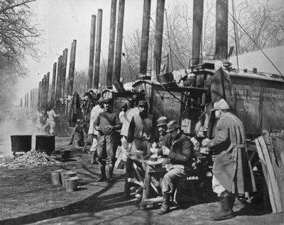Achter de Franse linies, veldkeukens van het Franse leger, 1915 door Unbekannt