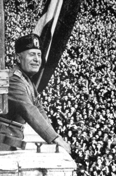 Benito Mussolini 1883-1945, Italiaanse fascistische dictator door Unbekannt